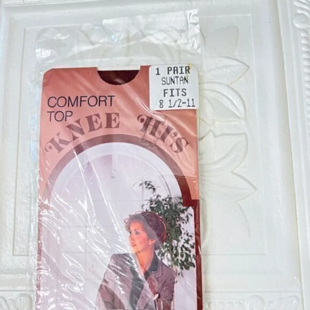Vintage Comfort Top‎ Knee Hi’s SUNTAN Size 8 1/2-11 2 Pairs